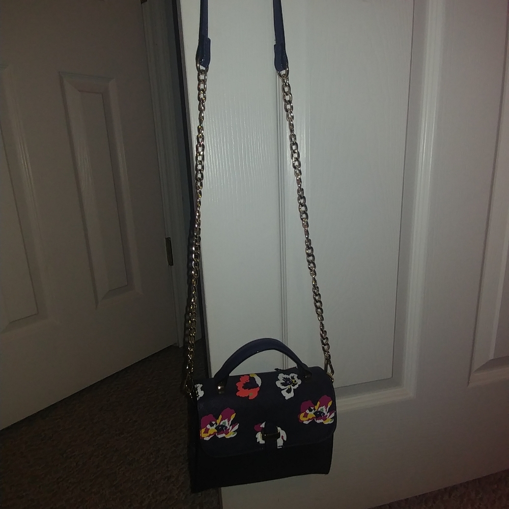 Merona Purse - Picture 3 of 3